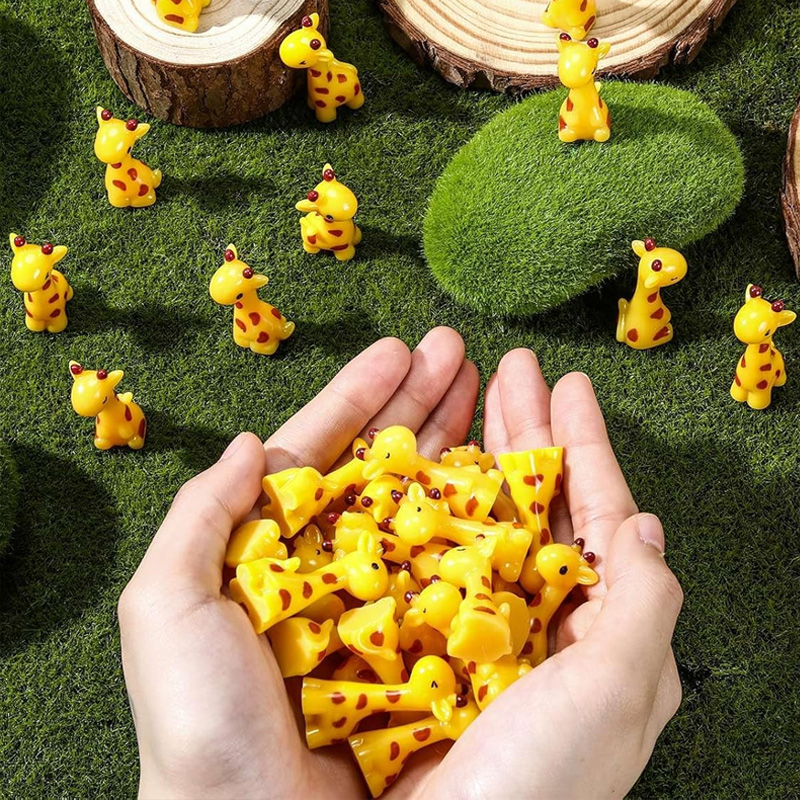 5/10 Pcs Mini Resin Giraffe Mi - огляд і ціна Nutcracker Figurine